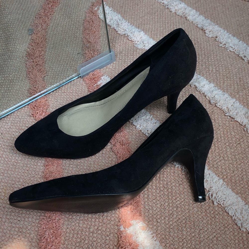 Black heels